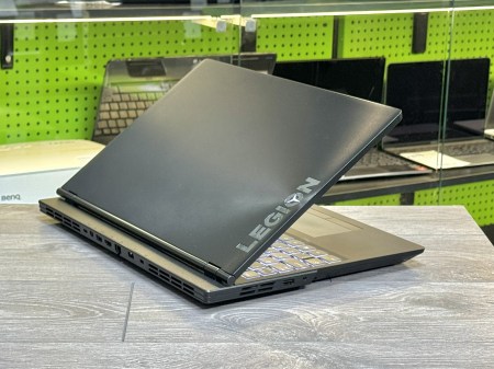Lenovo Legion Y540-15irh 43
